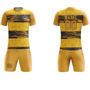 Uniforme de football personnalisé de qualité supérieure à manches courtes, respirant, 100% polyester, protection UV, séchage rapide, antibactérien, personnalisé - Product Image 4