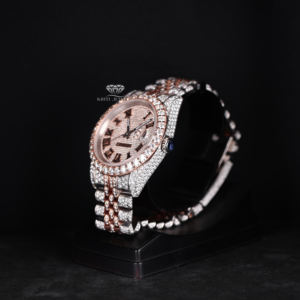 Reloj de Pulsera para Hombre de Acero Inoxidable con Esfera Romana de Moissanita y Diamantes, Brazalete Jubilee Bicolor Blanco y Rosado, Estilo Hip Hop - Product Image 3