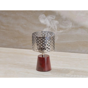 Elegante Soporte para Incienso de Latón Puro de Primera Calidad con Diseño de Rejilla y Recolector de Cenizas para Hogar, Oficina y Meditación - Product Image 4