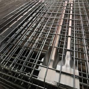 Cubierta de malla de alambre de soporte acampanado de almacenamiento de almacén galvanizado recubierto de polvo de buena calidad para viga de caja de estantería de palés - Product Image 2