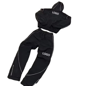 ชุดวอร์มกันลมแบบมีฮู้ดสองชิ้น ชุดเซ็ตเสื้อแจ็คเก็ตซิปและกางเกงขาสั้นสำหรับผู้ชาย ชุดวอร์มสะท้อนแสง ชุดวอร์มจ็อกเกอร์สำหรับผู้ชาย - Product Image 5