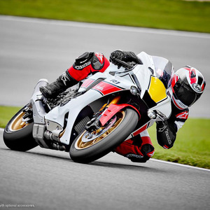 2022 Yamah_a YZF-R1 World GP 60th Anniversary Edition - Product Image 3