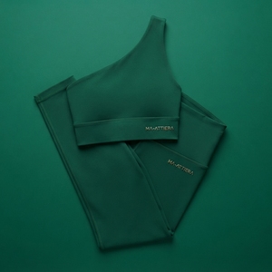 Ensemble de yoga deux pièces pour femme : soutien-gorge de sport asymétrique vert foncé et leggings taille haute – Idéal pour la gym et le fitness - Product Image 6