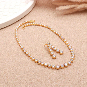 Conjunto de Collar de Tenis de Lujo con Circonitas Cúbicas AAA |   Joyería con Apariencia de Diamante Chapada en Oro de 22K |   Collar de Novia Flexible para Mujer - Product Image 1