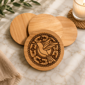 Posavasos de Madera Maciza Grabado con Láser Hummingbird, Hecho a Mano, Resistente al Calor, Protector de Mesa, Soporte para Tazas de Café y Té, Decoración para el Hogar - Product Image 1