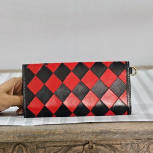 2026 Newly Arrival Handmade Genuine Leather Long <b>Wallet</b> With Red Black Geometric Pattern Fold Closure Women's Fashion Daily Uses - Product Image 2