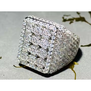 Anillo de Campeonato de Diamantes en Clúster de Lujo - Product Image 2