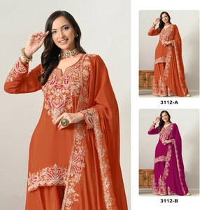 Salwar Kameez Moderno de Chinon Pesado con Bordado Intenso, Trabajo de Lentejuelas de 3mm y Trabajo Khatli para Fiestas, Bodas y Graduaciones - Product Image 4