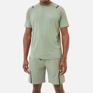 Ensemble d'été homme : T-shirt et short décontracté en coton 100% léger, effet délavé, coupe oversize avec logo - Product Image 1
