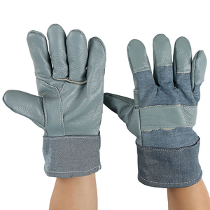 Cuir de vachette pleine fleur Vantrex Industries, résistant à l'usure, anti-choc, thermorésistant, texture grainée, personnalisable pour la sécurité industrielle - Product Image 1