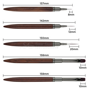 Ensemble de pinceaux pour nail art à détails fins avec virole sertie et pinceaux en nylon de plusieurs tailles pour dessiner des lignes et des motifs - Product Image 5