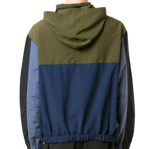 Veste coupe-vent légère pour homme, confortable, en matière de qualité supérieure, veste d'hiver aux couleurs contrastées, coupe-vent anti-plis. - Product Image 4