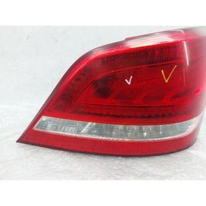 Luz Trasera Derecha Usada Equus 924023N0 - Product Image 2