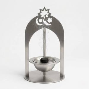 Quemador de Incienso de Metal Plateado, Estilo Medio Oriente, Colgante, con Forma de Luna Creciente y Estrella, Quemador de Bakhoor de Latón, Soporte Árabe para Mabkhara, Decoración para el Hogar - Product Image 3