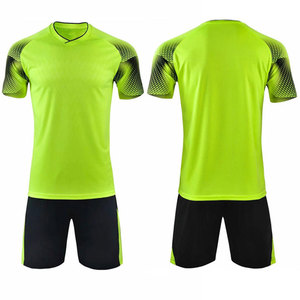 Tenue de football élégante OEM pour le sport, uniforme de football de haute qualité pour équipes, vêtements de sport pour l'entraînement, uniforme de football à séchage rapide - Product Image 3