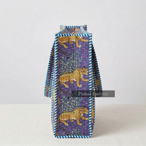 Sac pour ordinateur portable matelassé imprimé indien, style Safari Kantha, bandoulière, écologique, fournisseur d'exportation Jaipur - Product Image 3