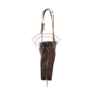 Shorts en cuir bavarois de qualité supérieure, couleur marron uni, taille élastique, coupe ajustée, écologiques, anti-plis - Product Image 2