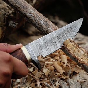 Cuchillo de Caza de Acero de Damasco A&M Enterprises, Mango de Asta de Ciervo, Hoja Fija con Punta Caída, 8 Pulgadas, Cuchillo de Supervivencia para Exteriores - Product Image 5