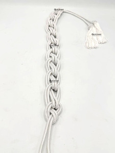 Ceinture liturgique classique blanche pour prêtres, diacres et robes de chœur - Product Image 5