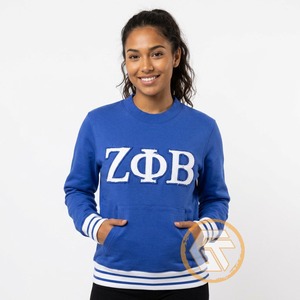 เสื้อสเวตเชิ้ตผ้าฟลีซคอวีทรงปกติสำหรับผู้หญิง Zeta Phi Beta แบบสั่งทำขายส่ง ปักลายตามสั่ง สีพื้น สำหรับฤดูหนาว - Product Image 4