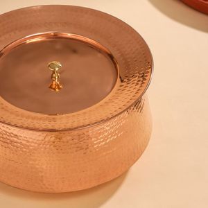 Elegante Cazuela de Latón para Servir con Tapa, Hecha a Mano, con Diseño Martillado, Contenedor de Alimentos para Buffet, Proveedor Mayorista para Hoteles - Product Image 3