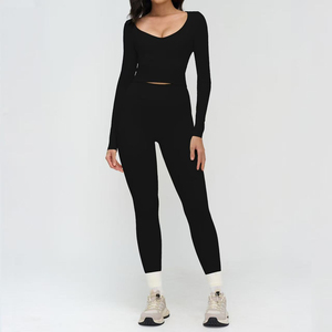 Conjunto Deportivo de 2 Piezas para Mujer, Top Corto con Cuello Halter de Spandex/Nailon y Leggings de Cintura Alta, Absorbente de Sudor y de Secado Rápido - Product Image 4