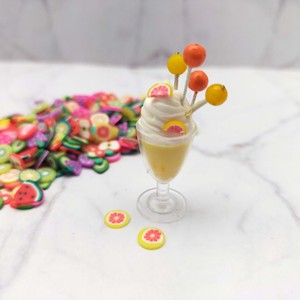 Mini tranches de fruits en pâte polymère pour maison de poupée, artisanat miniature, accessoires pour nail art, pour les 14 ans et plus - Product Image 1