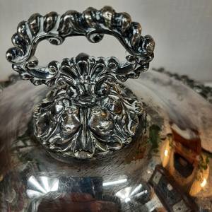 Olla de Acero Inoxidable Clásica y Duradera |   Tapa Resistente de Grado Alimenticio, Antiadherente y Ecológica para Conservar la Frescura y Retener el Calor - Product Image 5