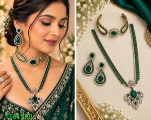 Ensemble de colliers élégants en pierre AD double couche, comprenant un collier ras-du-cou et un long collier en diamant américain brillant, avec boucles d'oreilles pendantes assorties, vente en gros - Product Image 2