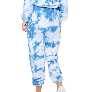 Offre Spéciale – Nouveauté : Ensemble Coupe-Vent Personnalisé de Haute Qualité pour Femme – Survêtement Zippé et Pantalon de Jogging Rayé – Ensembles Coupe-Vent Personnalisables - Product Image 3