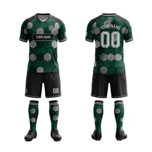 Conjunto de Camiseta de Fútbol Sublimada Personalizada, Estampado Geométrico Rojo, Cuello en V, Manga Corta, Secado Rápido, Uniforme de Poliéster para Adultos Unisex, Todas las Temporadas - Product Image 6