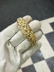 กำไลข้อมือแบบอินเดียดั้งเดิม Jadau Kundan Pearl ประดับมุก  ทำจากทองเหลืองชุบโรเดียม  ลายดอกไม้  สำหรับผู้หญิง  สไตล์ทันสมัย เหมาะสำหรับงานแต่งงาน - Product Image 3