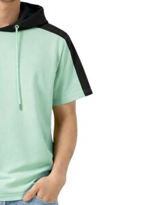 เสื้อฮู้ดแขนสั้นผู้ชายแบบสวมใส่สบาย ผ้าฝ้ายนุ่ม สีเขียวมิ้นท์ สีดำ สไตล์สตรีทแวร์ เหมาะสำหรับใส่ในฤดูร้อน - Product Image 4