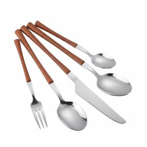 Ensemble de couverts en acier inoxydable de qualité supérieure, design moderne, durable, pour hôtel, restaurant, mariage - Product Image 1