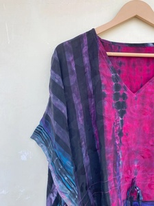 Robe longue courte pour demoiselle d'honneur en soie recyclée Caftan en soie recyclée - Product Image 2