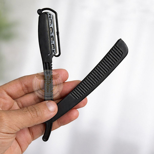 Cuchilla de Afeitar Profesional con Mango de Madera y Acero Inoxidable Premium para Barbería, Uso Doméstico y en Salón de Belleza - Product Image 6