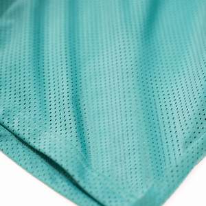 Shorts de malla casuales para hombre con logotipo personalizado de alta calidad, fabricados en fábrica, shorts de malla ligeros personalizados para entrenamiento. - Product Image 5