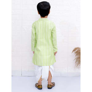 Conjunto de Kurta de Manga Larga con Rayas Verde Lima y Blanco para Niños, Pantalón Dhoti, Salwar Kameez Pakistaní, Dupatta, Kurtis de Poliéster Verde Lima y Blanco - Product Image 3