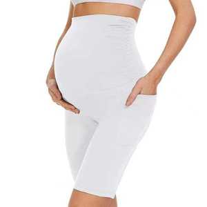 Shorts de maternité respirants à taille élastique froncée pour le fitness et l'allaitement, style cycliste, très demandés - Product Image 2