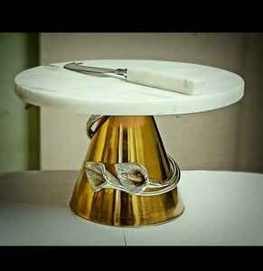 Base para Pastel Decorativa con Campana Metálica para Cumpleaños y Fiestas, Campana para Pastel de Metal y Mármol y Base para Pastel - Product Image 5