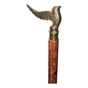 Bâtons de marche rustiques modernes en bois naturel écologique avec poignée en laiton poli, idéaux pour les cadeaux - Product Image 4