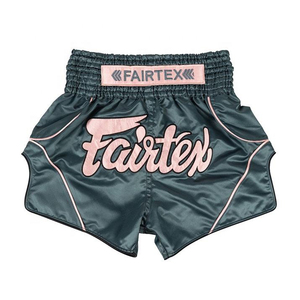 Pantalones Cortos de Boxeo Fair Tex para Hombre/Mujer, Verde Oscuro con Logotipo Rosa en el Frente, Impresión por Transferencia de Calor, Resistentes al Encogimiento, Transpirables, para Artes Marciales - Product Image 1