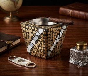 Cenicero Decorativo de Acero Inoxidable para Cigarros Aromáticos, Quemador de Incienso con Soporte Dorado Texturizado Hecho a Mano para Hogar, Bar, Escritorio - Product Image 2