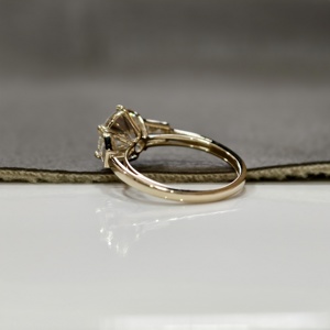 Anillo de Compromiso de Lujo con Diamante de Laboratorio de 3 Quilates, Corte Brillante Redondo, E VS1, Oro Amarillo de 14K, Certificado IGI, para Bodas y Aniversarios - Product Image 4