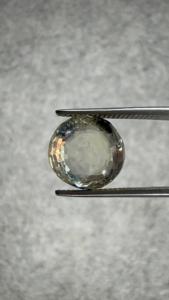 Pierre précieuse naturelle Jai Narayan Gems, saphir Pitambari de Ceylan certifié IGITL, 5,51 carats, forme bleu-jaune, modèle 2500 - Product Image 2