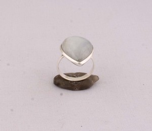 Wholesale 925 Sterling Silver Natural Rainbow <b>Moonstone</b> <b>Ring</b> Fire Blue Iridescent Gemstone <b>Ring</b> Jewelry Supplier Artisan - Product Image 6