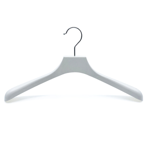 Perchas de Plástico Translúcidas Negras de Alta Calidad para Trajes, Venta al Por Mayor para Exportación, con Logotipo Impreso - Product Image 2