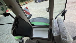 Tractor agrícola nuevo John Deere 6-R-215 - Product Image 2