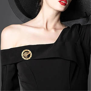 Broche Vintage Retro con Cabeza de Águila y Anillo Circular con Pentagrama, Pin Metálico Gótico Único con Diseño de Águila para Hombres y Mujeres - Product Image 3