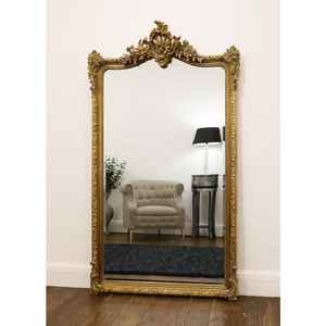 Miroir de sol en teck doré classique de luxe avec cadre sculpté à la main pour une décoration élégante de salon, chambre ou hôtel - Product Image 1